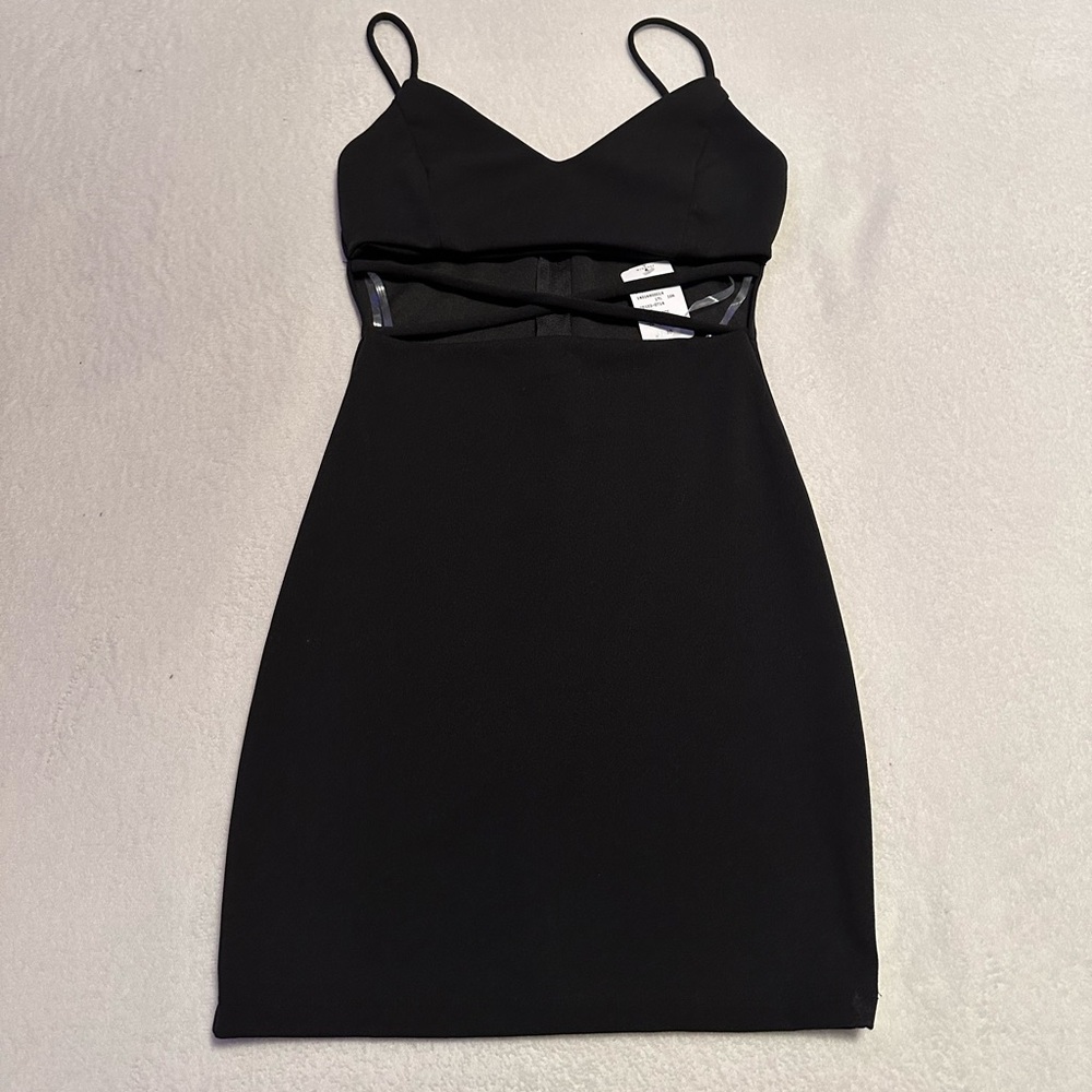 BNWT Windsor cutout little black dress